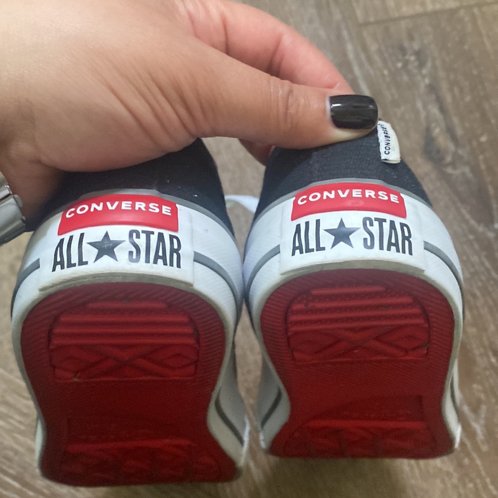 Converse Low Tops - Picture 10 of 10